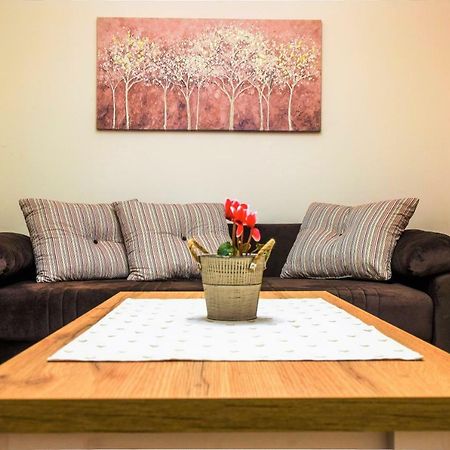 Studio Apartman Tvrtko Varazdin Ngoại thất bức ảnh