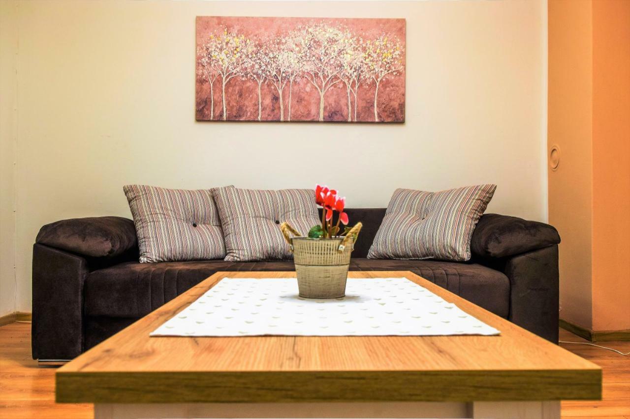Studio Apartman Tvrtko Varazdin Ngoại thất bức ảnh