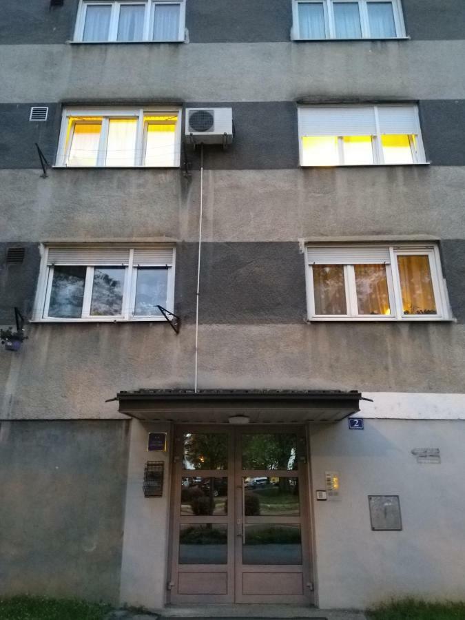 Studio Apartman Tvrtko Varazdin Ngoại thất bức ảnh